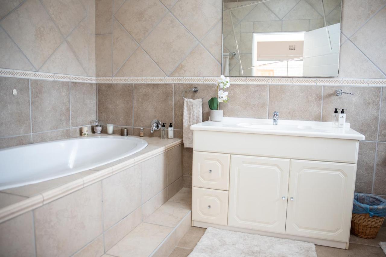 קולצ'סטר Settle Inn Self Catering Units מראה חיצוני תמונה